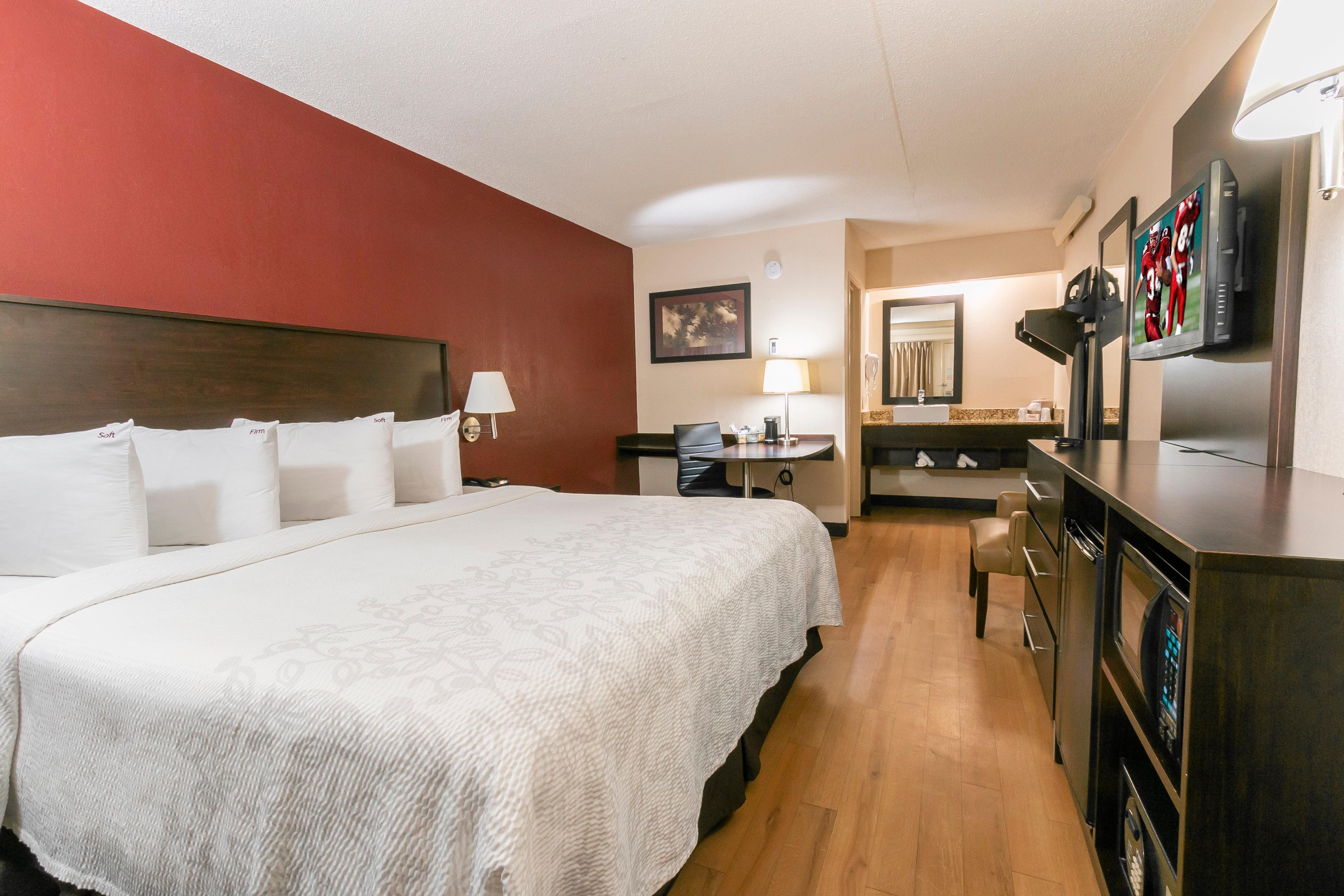 Red Roof Inn Plus+ Birmingham East - Irondale/Airport Extérieur photo