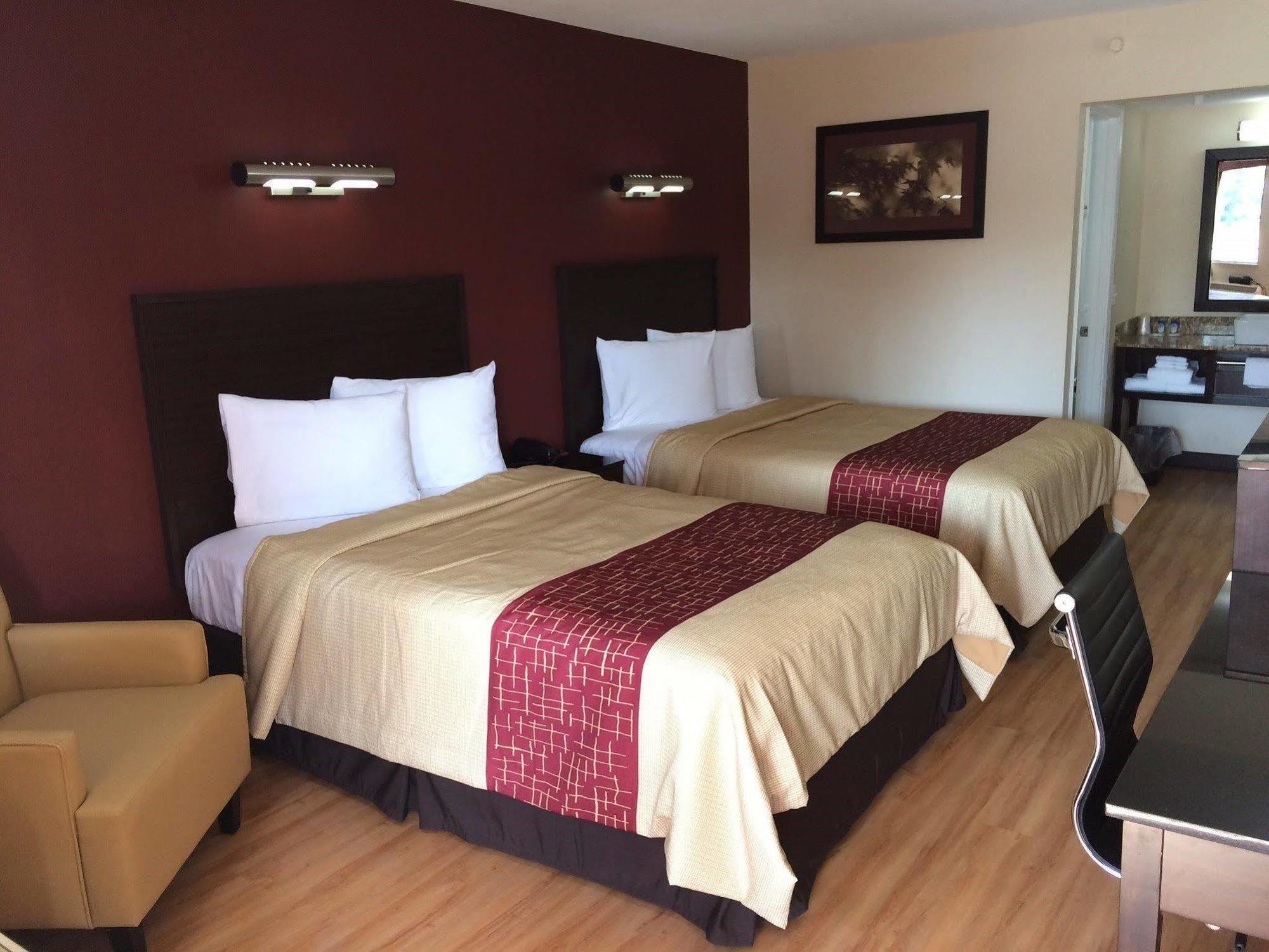 Red Roof Inn Plus+ Birmingham East - Irondale/Airport Extérieur photo