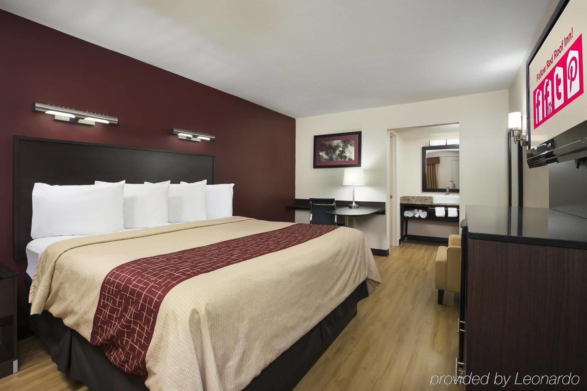 Red Roof Inn Plus+ Birmingham East - Irondale/Airport Extérieur photo